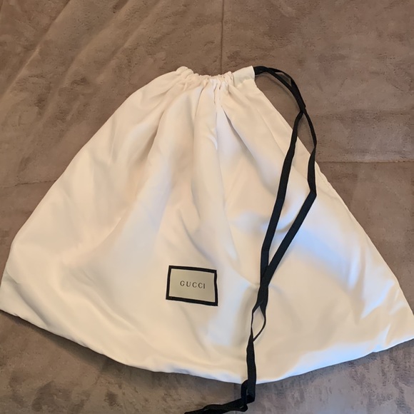 Authentic Gucci Leather bag. Mint condition - Picture 8 of 8